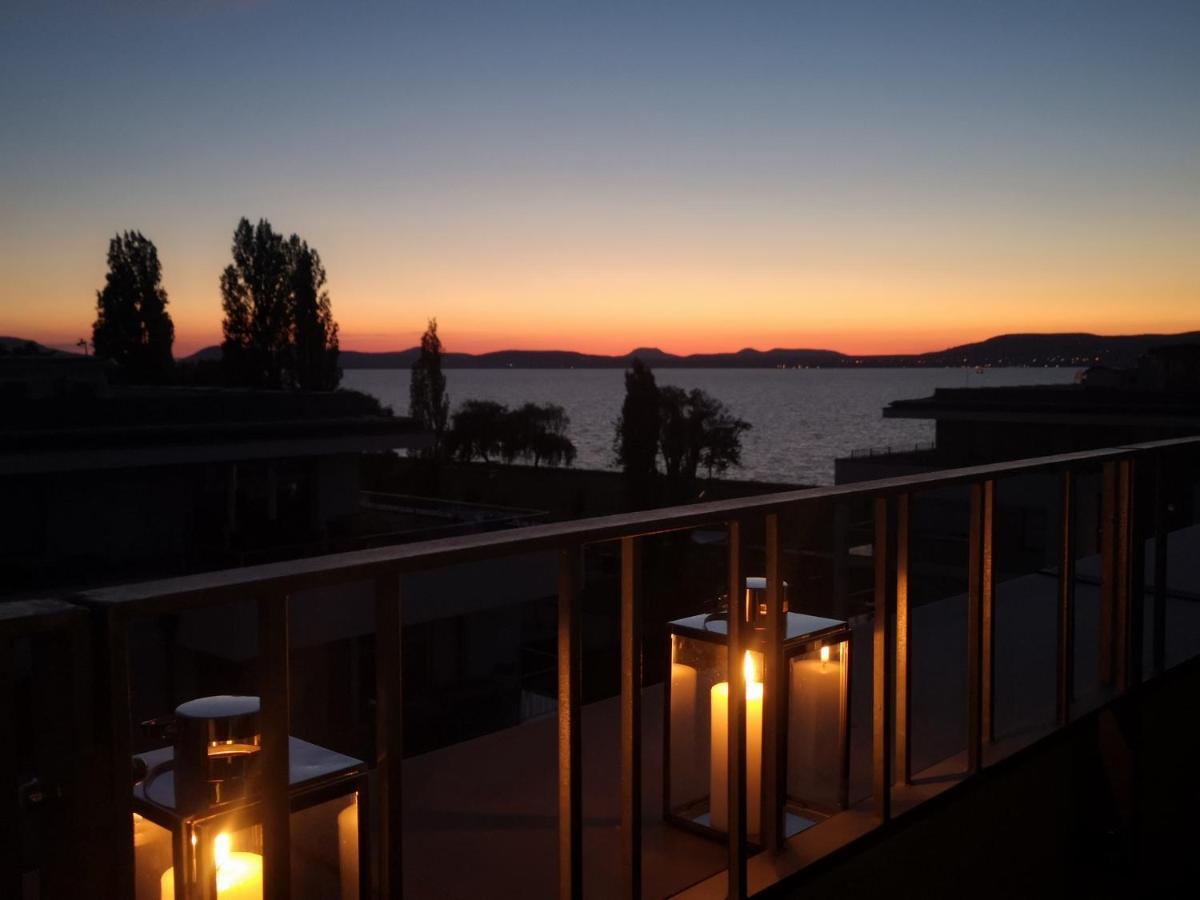 Silver Gray Appartment Balatonlelle Eksteriør billede