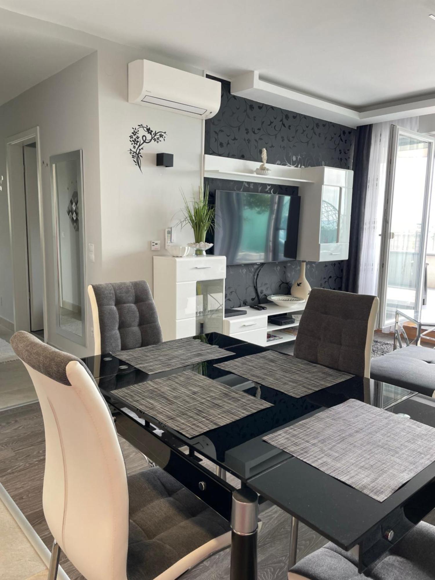 Silver Gray Appartment Balatonlelle Eksteriør billede